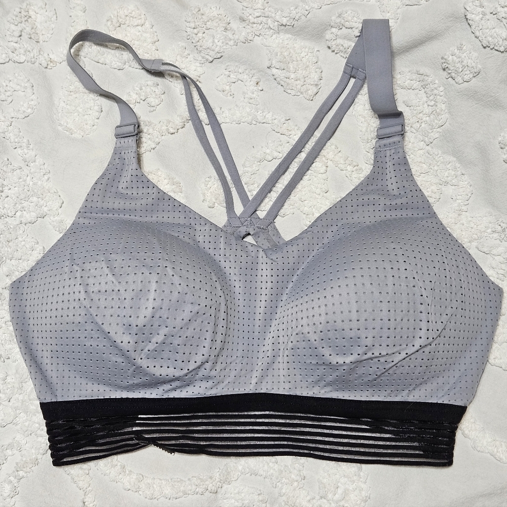 Victoria’s Secret Sport Grey 36D Lightly Padded Wireless Racerback Air Mesh Bra